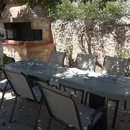 εlegant Liakos Villa